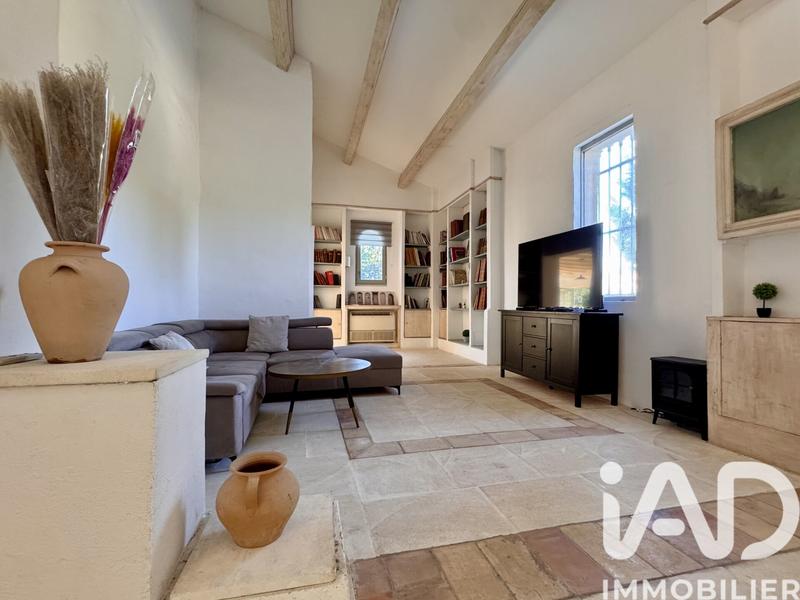 Maison - 420 m² - 10 pièces