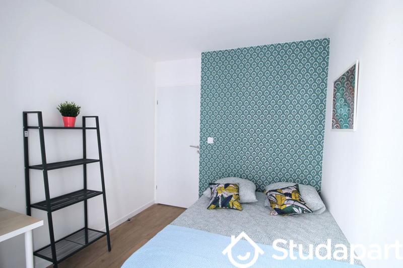 Chambre - 10 m² - 1 pièce
