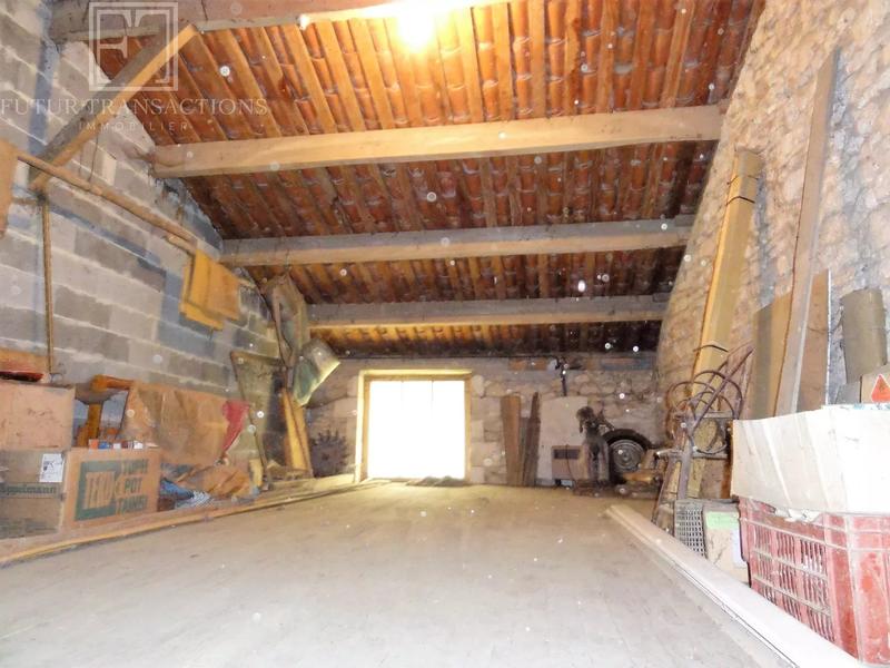 Maison - 167 m² - 8 pièces