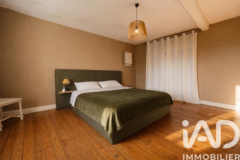 Maison - 276 m² - 10 pièces