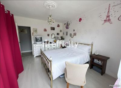 Maison - 175 m² - 5 pièces