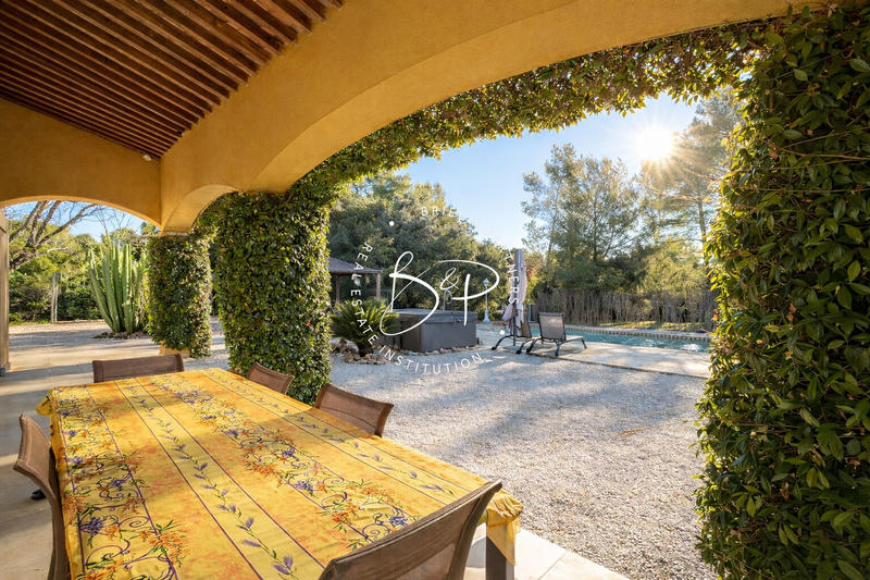 Maison - 149 m² - 5 pièces