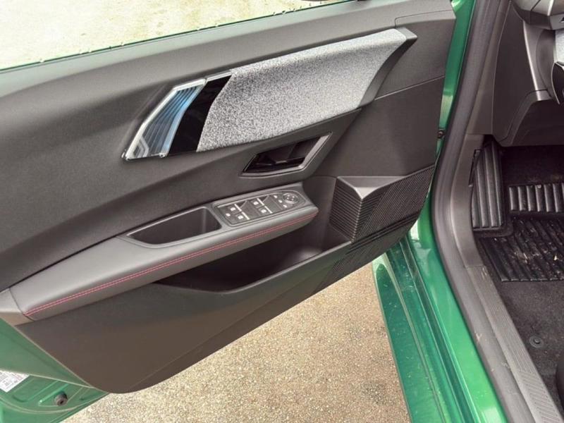 Renault Clio VI Hybrid E-Tech full 160 ch Techno