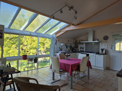 Propriété - 205 m² - 8 pièces