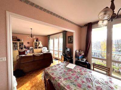 Appartement - 72 m² - 4 pièces