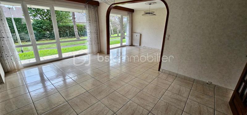 Appartement - 94 m² - 5 pièces