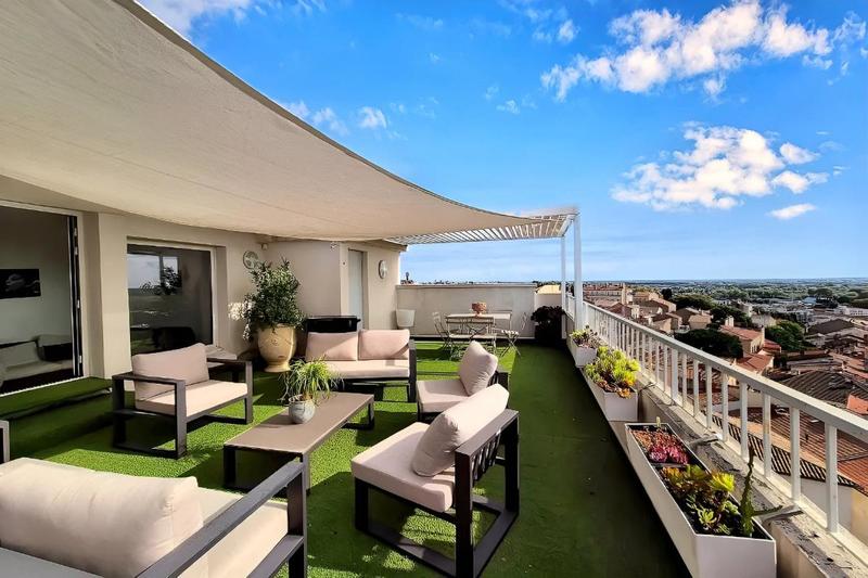 Duplex - 225 m² - 5 pièces