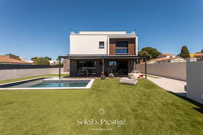 Maison - 180 m² - 4 pièces