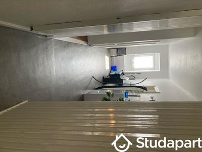 Chambre - 13 m² - 1 pièce