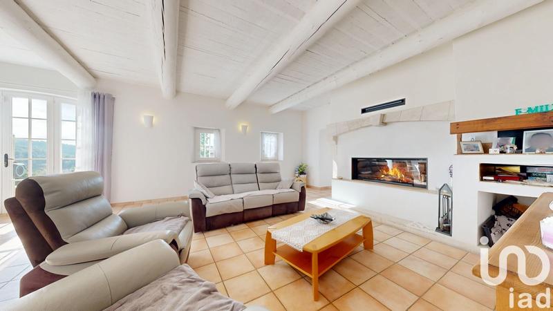 Maison - 280 m² - 10 pièces