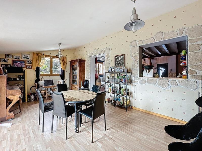 Villa - 160 m² - 8 pièces