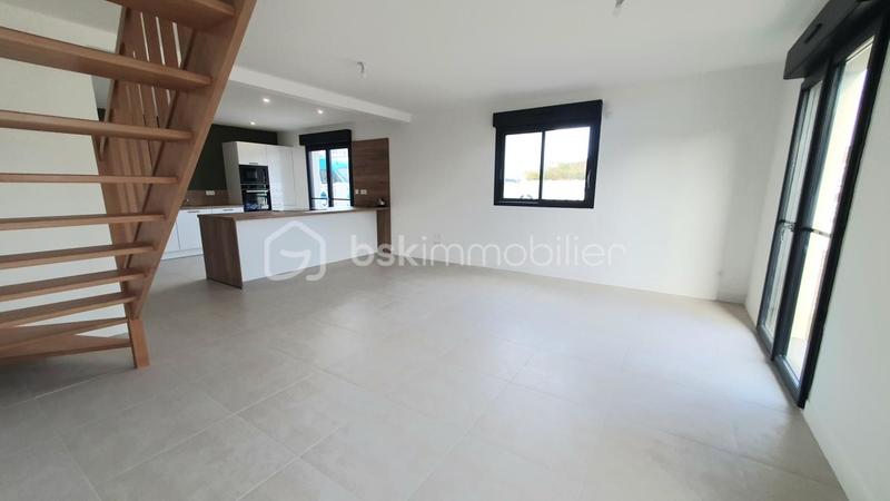 Maison - 110 m² - 4 pièces