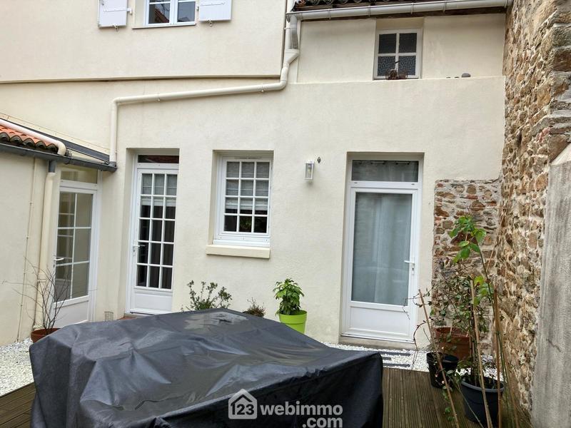 Maison de ville - 151 m² - 5 pièces