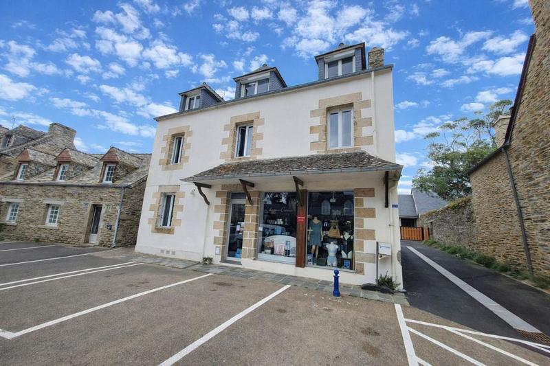 Maison - 185 m² - 6 pièces