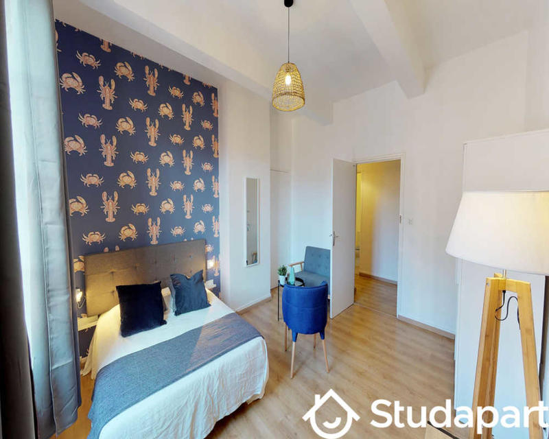 Chambre - 110 m² - 1 pièce