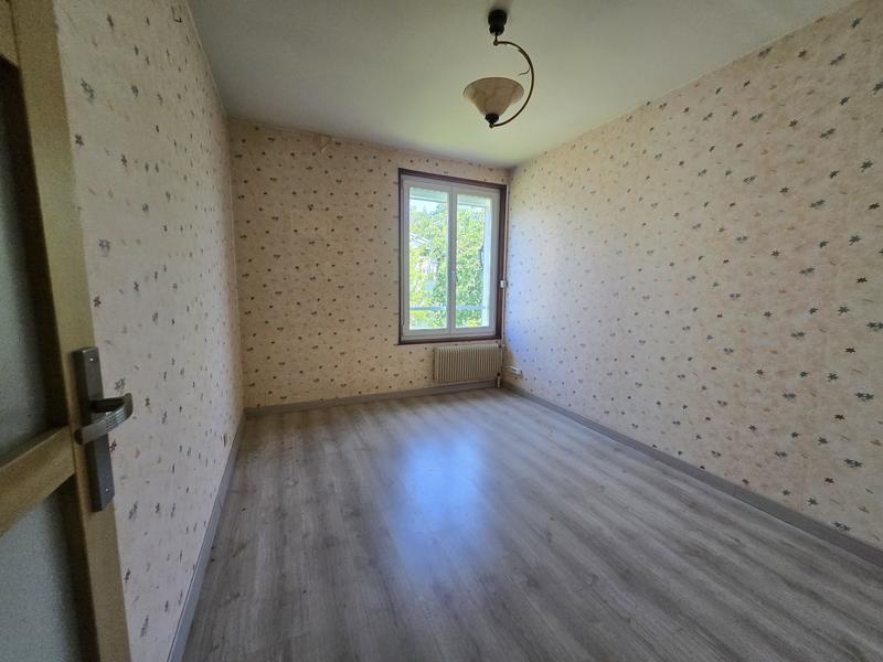 Maison - 141 m² - 8 pièces