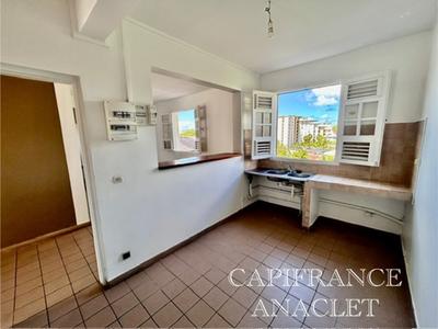 Appartement - 93 m² - 4 pièces