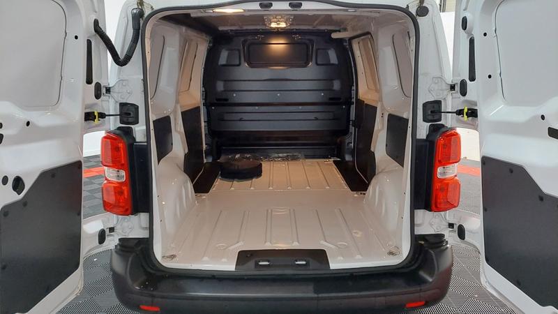 Citroën Jumpy Taille m 100 kW (136 ch) 50 kWh