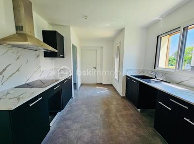 Maison - 118 m² - 6 pièces