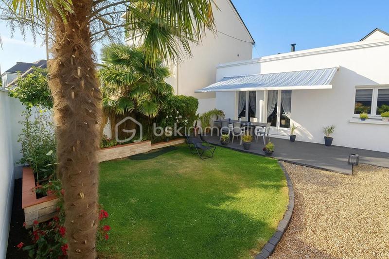 Maison de ville - 111 m² - 5 pièces