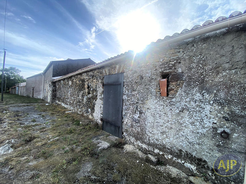 Maison - 143 m² - 4 pièces