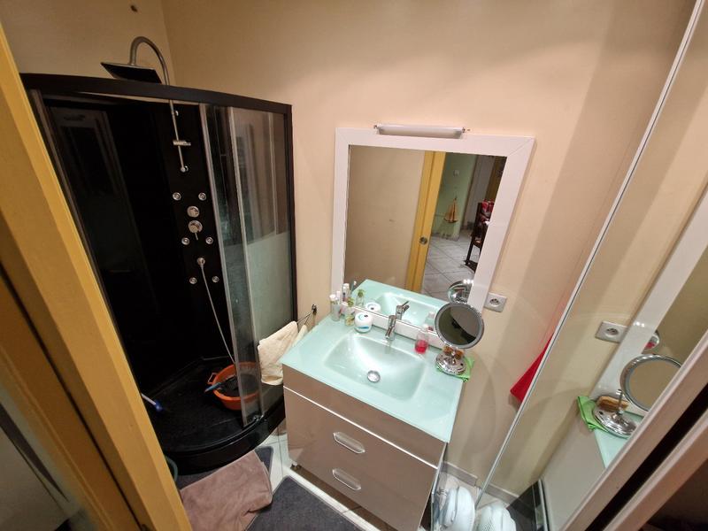 Local d'activités - 139 m²