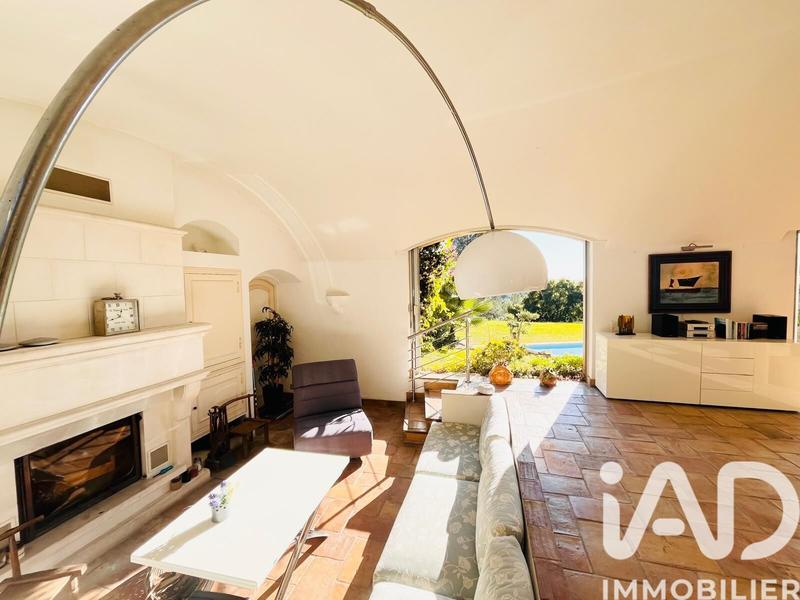 Maison de maîtres - 310 m² - 10 pièces