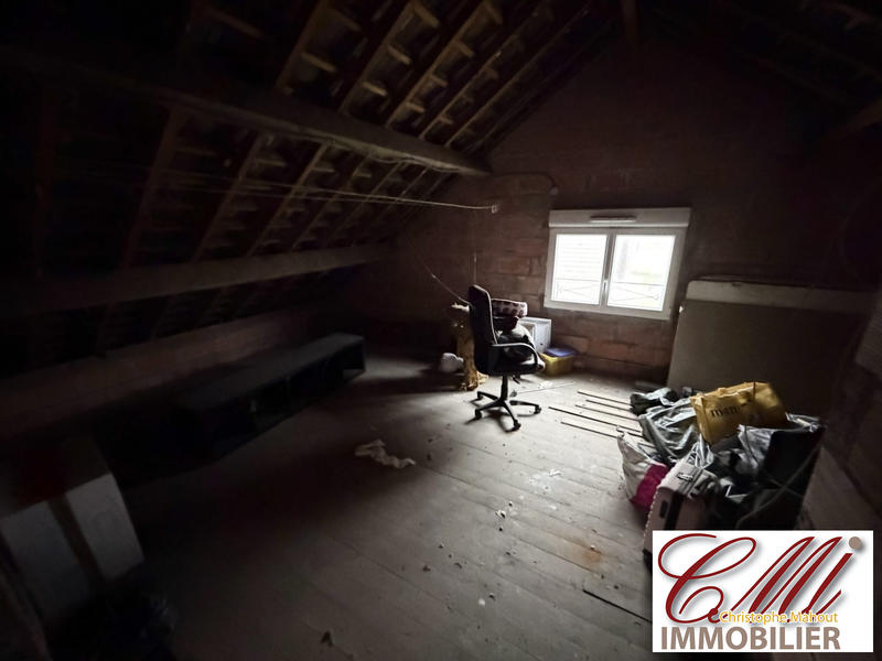 Maison - 90 m² - 4 pièces