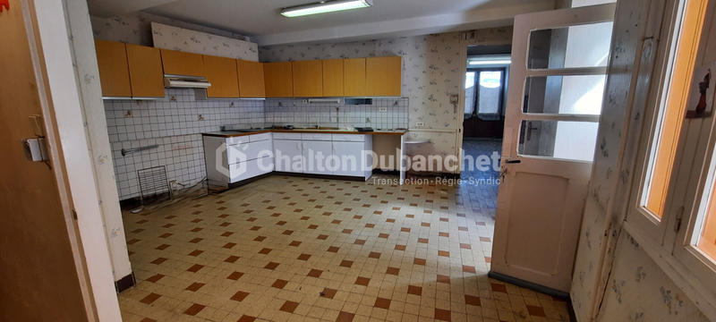 Maison - 195 m² - 8 pièces