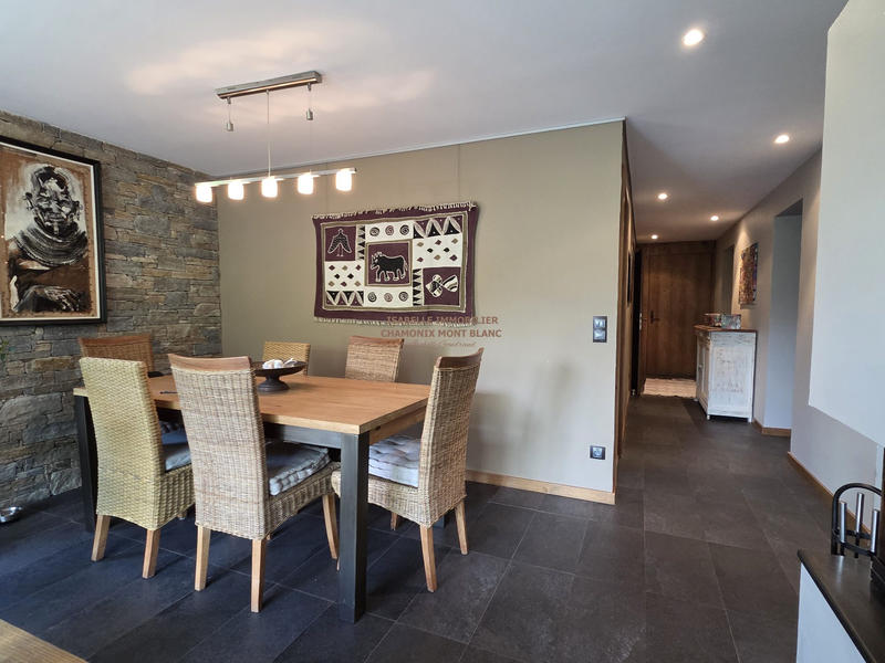 Appartement - 120 m² - 5 pièces