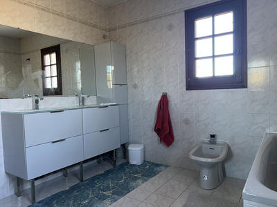 Maison - 152 m² - 6 pièces