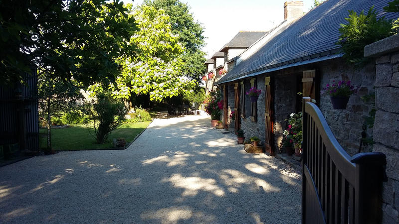 Maison - 224 m² - 9 pièces