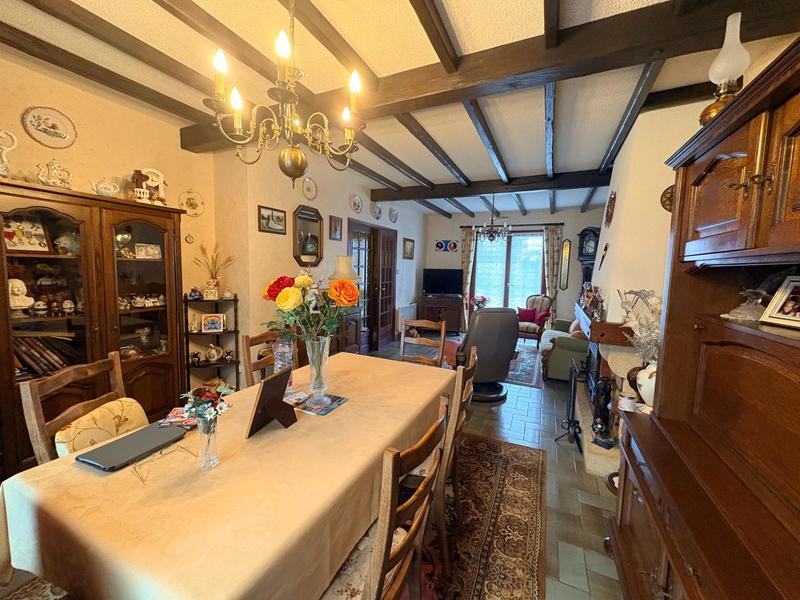 Maison - 90 m² - 4 pièces