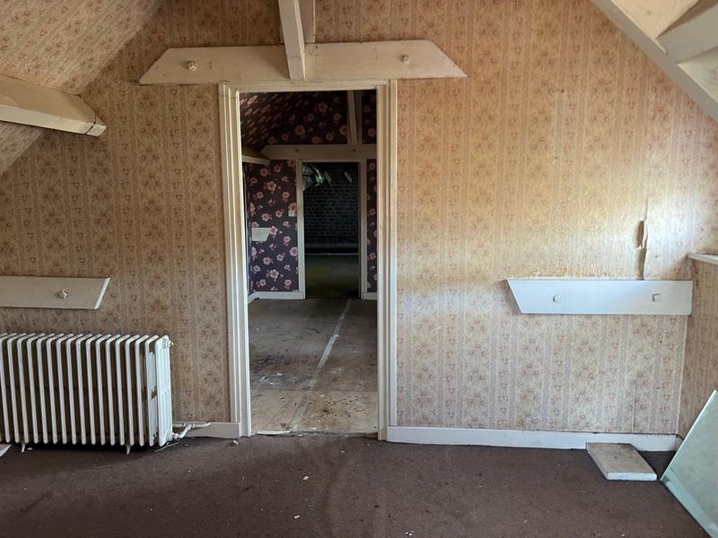 Maison - 85 m² - 5 pièces