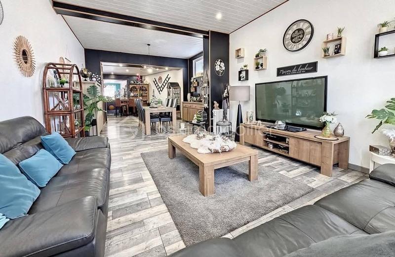 Maison de ville - 215 m² - 9 pièces