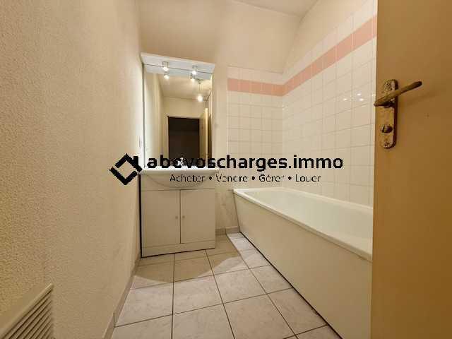 Maison - 83 m² - 4 pièces