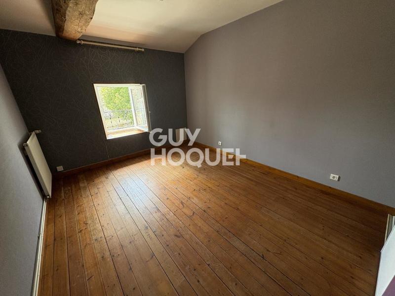 Propriété - 105 m² - 5 pièces