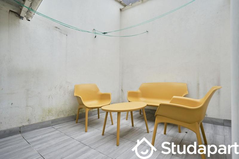 Chambre - 12 m² - 1 pièce