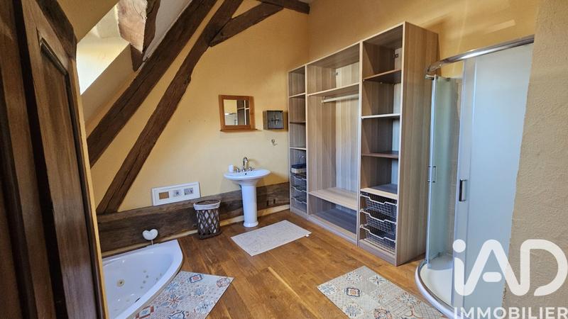 Maison - 181 m² - 7 pièces