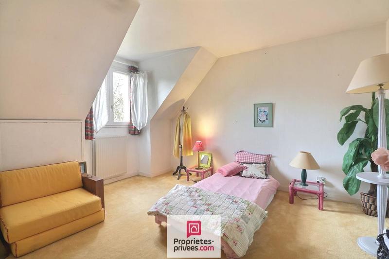 Maison - 197 m² - 8 pièces