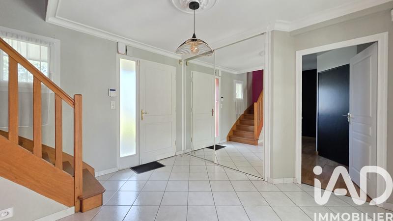 Maison - 192 m² - 8 pièces