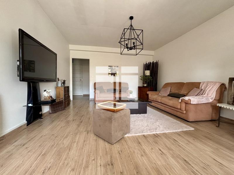 Appartement - 96 m² - 4 pièces