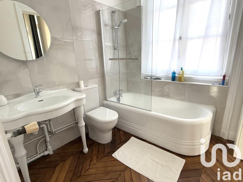 Appartement - 181 m² - 5 pièces