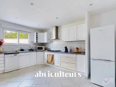 Maison - 152 m² - 6 pièces