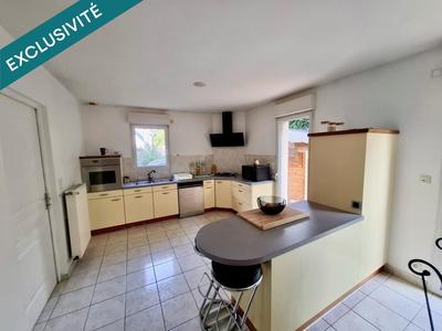 Maison - 97 m² - 5 pièces