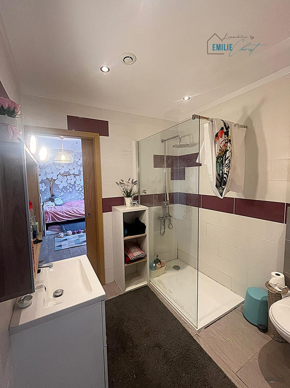 Maison - 195 m² - 7 pièces