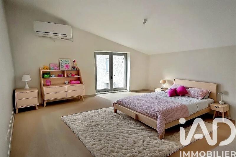 Appartement - 110 m² - 5 pièces