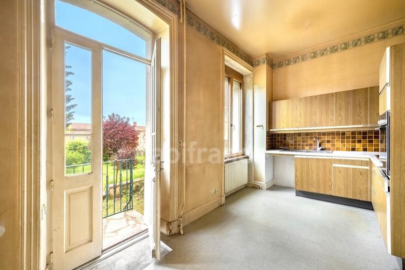 Maison bourgeoise - 446 m² - 17 pièces