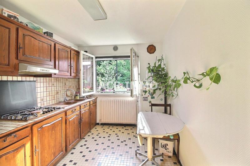 Maison - 104 m² - 6 pièces