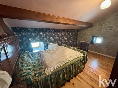 Maison - 211 m² - 9 pièces